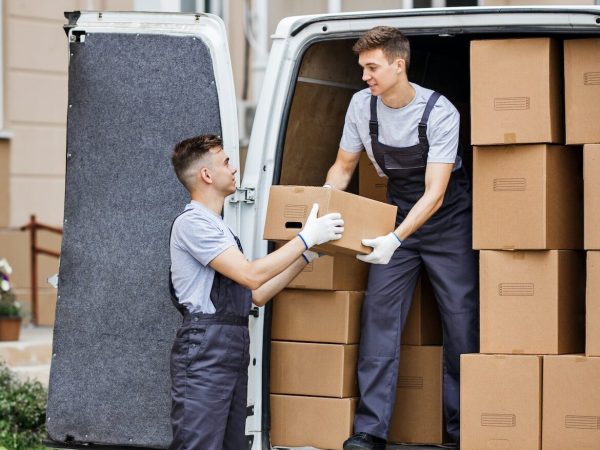 two-men-unloading